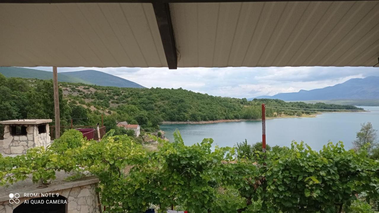 Holiday Home Marija Vrlika Exterior photo