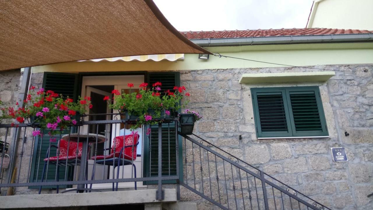 Holiday Home Marija Vrlika Exterior photo